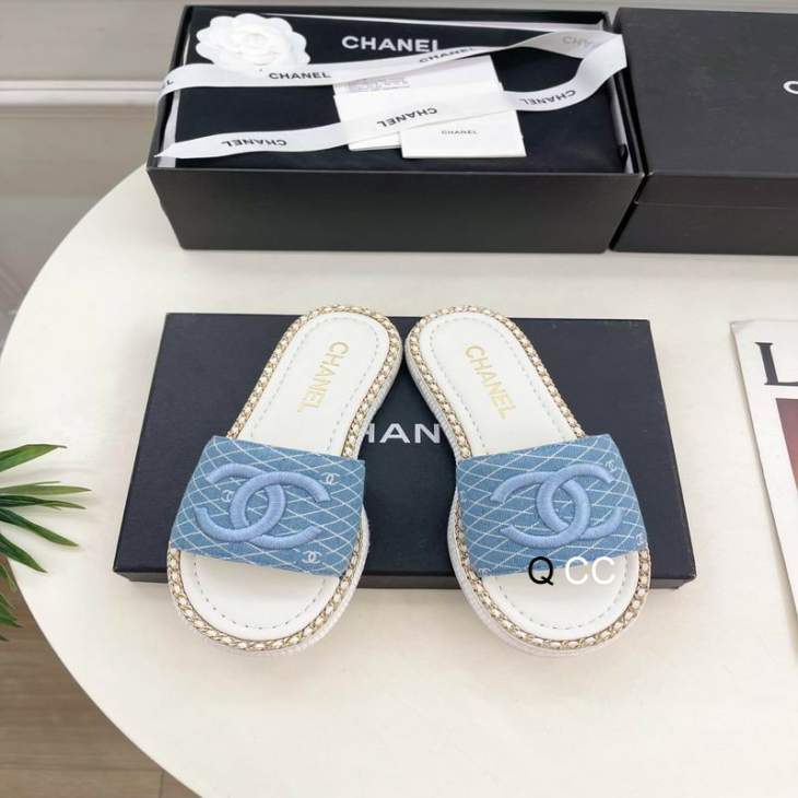 Picture of Chanel Slippers _SKUChanelsz35-40JX0643174